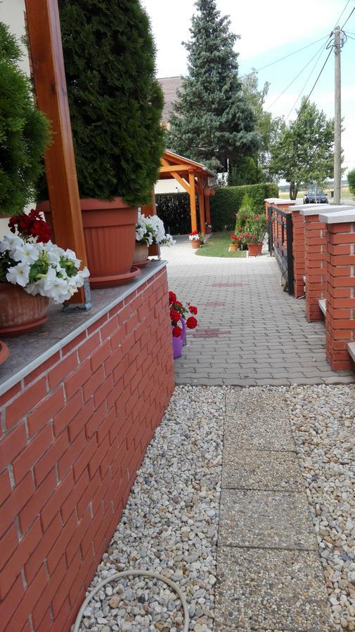 Marina-Bük Apartmanház Esterno foto